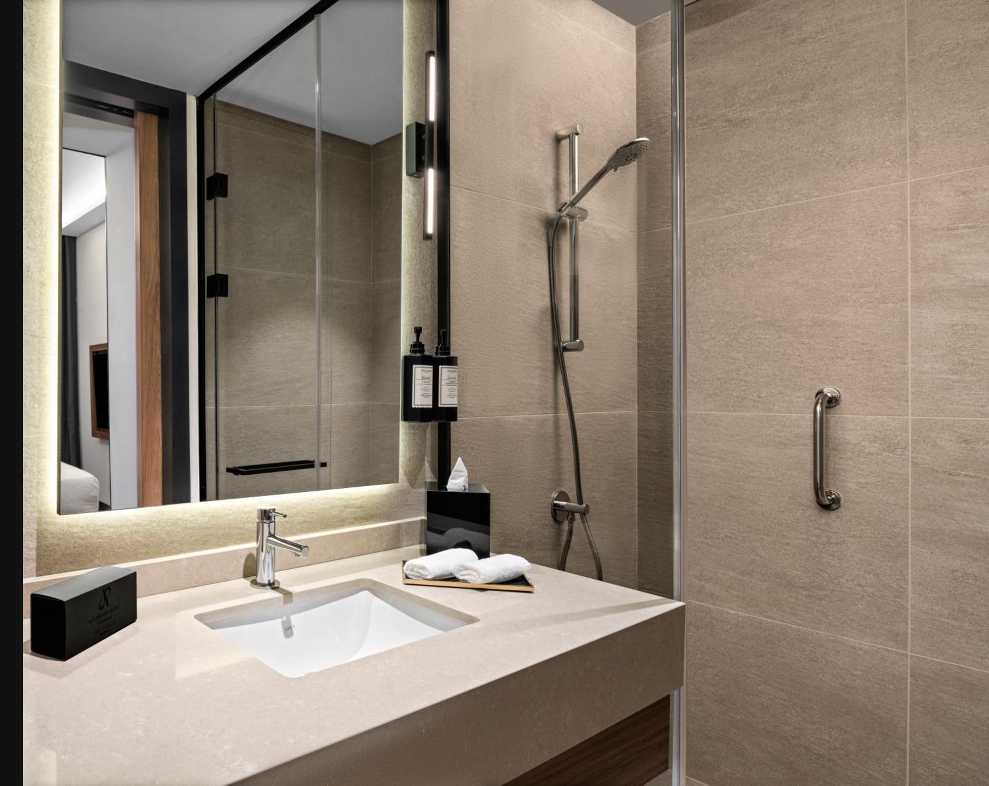 Altunizade Suites Istanbul, Curio Collection By Hilton Kültér fotó